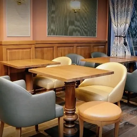 Hotel Mom'art Parigi