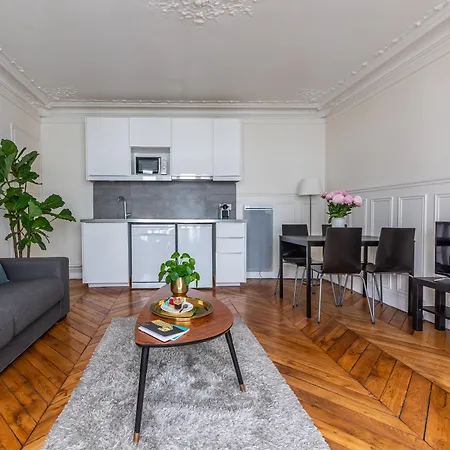 Aparthotel Bergere -