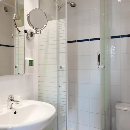 Odessa Montparnasse Hotell 2*