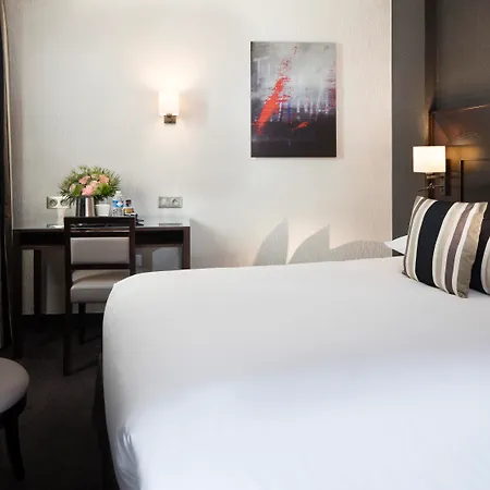 1er 3* Paris