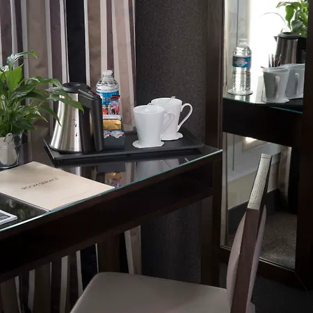 Hotel 1er