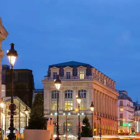 1er Hotel Paris