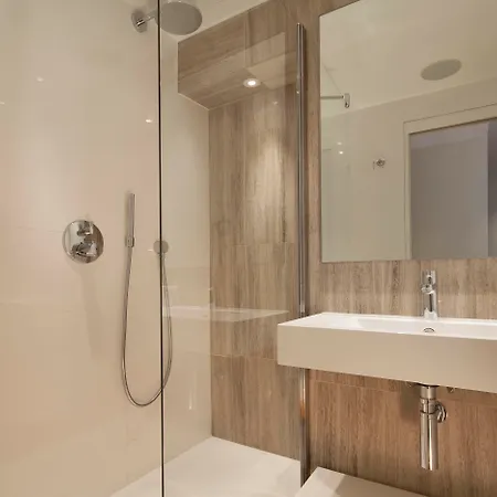 Tourisme Avenue Hotell