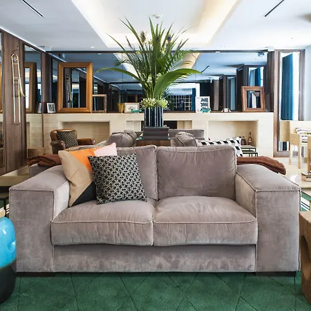 Otel Eiffel Blomet