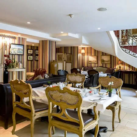 Chateaubriand Hotel Paris