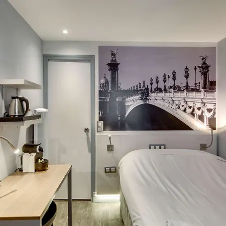 Kyriad 12 Nation Hotel Paris