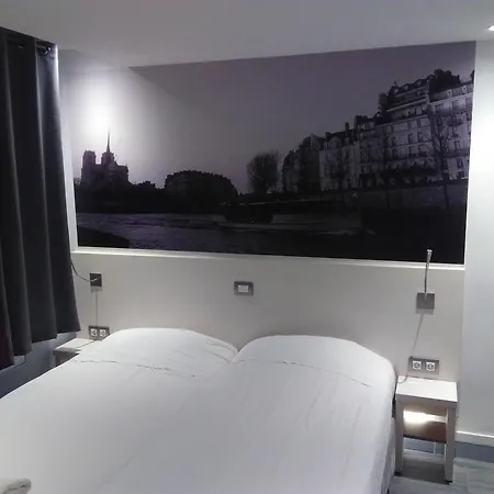 Hotel Kyriad 12 Nation