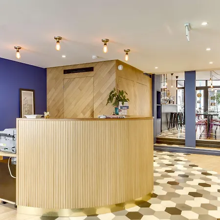 Hotel Kyriad 12 Nation