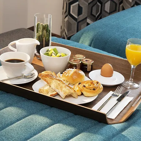 Hotel Eiffel Turenne Paris
