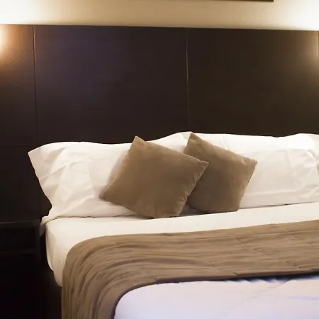 Les Hauts De Passy - Trocadero Eiffel Hotel 3*