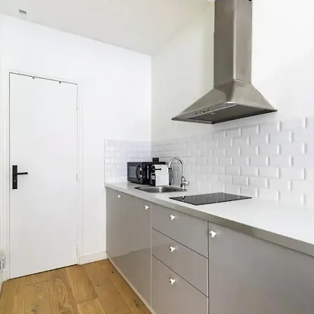 Gaite Montparnasse Magnifique Studio Divry 2p