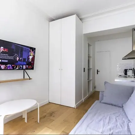 Gaite Montparnasse Magnifique Studio Divry 2p Paris