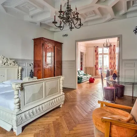 Village D'auteuil * París