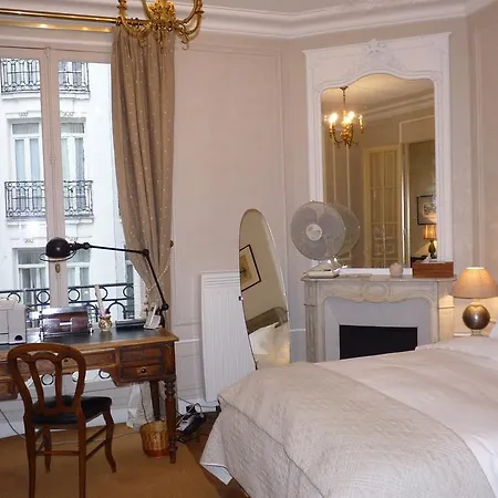 Prestigious 2 Bedroom Near Champs Elysees Appartement *