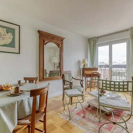 Apartment Large And Bright 2 Bdrs Flat With View - 20 Paris