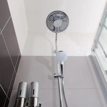 Apartament Petit Bijou Dans Le Centre De Paryż