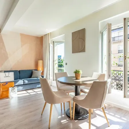 Yuna Les Halles Appartement *