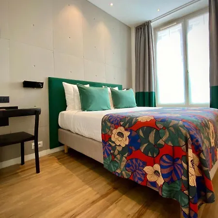 Otel Le Basile Paris