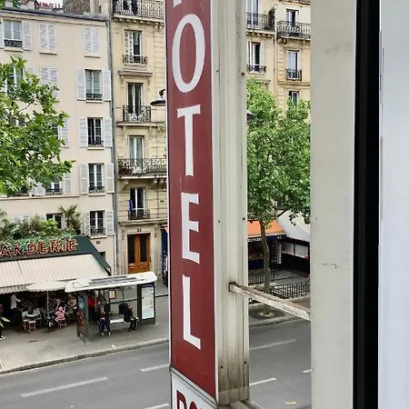 Royal Phare 3* Paris