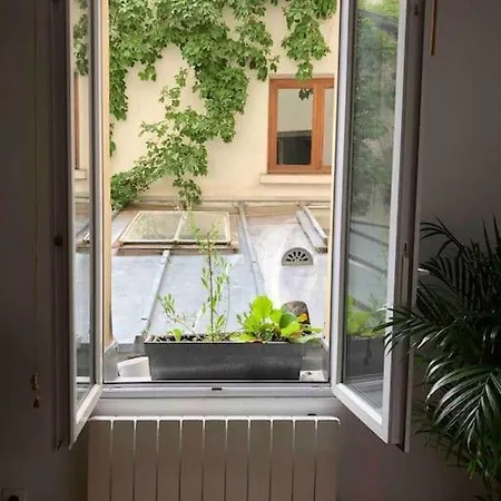 : Superbe 2 Pièces Jardin Des Plantes. Paris