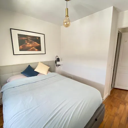 Appartement Lumineux, Parc Monceau, Champs Elysées, Sacré Coeur Paris
