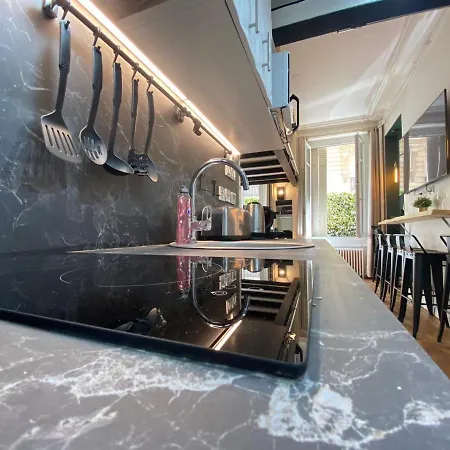 Beautiful Mini Loft Near Saint-lazare Paris