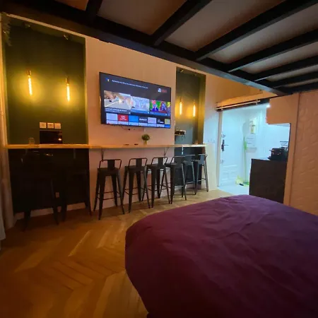 Appart hôtel Beautiful Mini Loft Near Saint-lazare