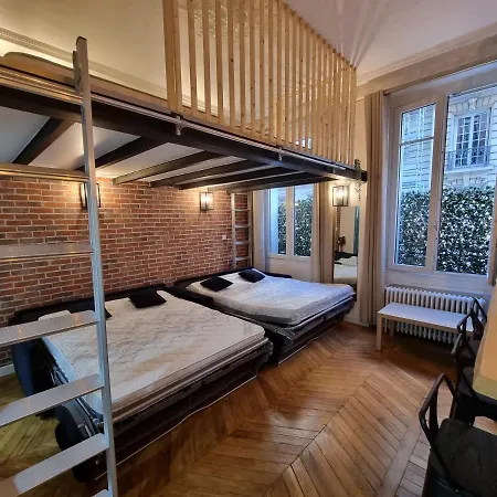 Beautiful Mini Loft Near Saint-lazare * Paris