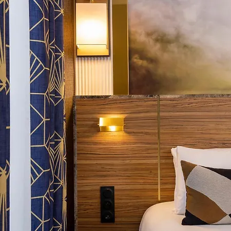 Le Rocroy Gare Du Nord Hotel 4*