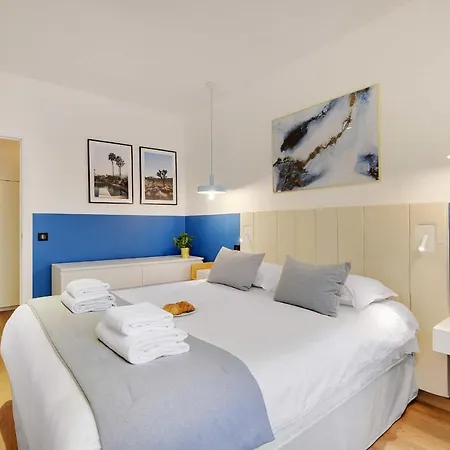 Spacious - 2b-10p - Ac - Marais Paris