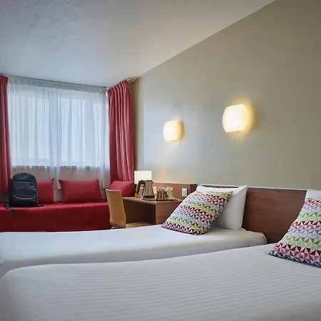 Campanile 12 - Bercy Village Hotel 3*