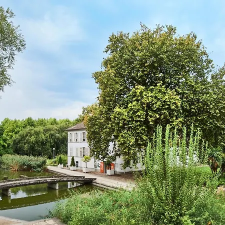 Hotel Campanile 12 - Bercy Village