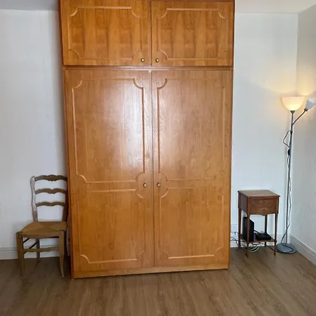 Cosy & Charming Studio, Typically Parisian Apartment *