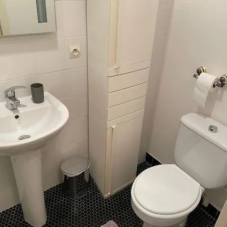 Cosy & Charming Studio, Typically Parisian Apartment Paris