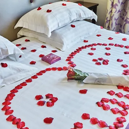 Le Relais Saint Charles 3* Paris