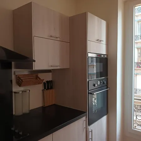 Sacre Coeur Apartment