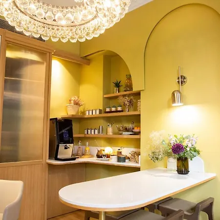 Louison Hotel Paris