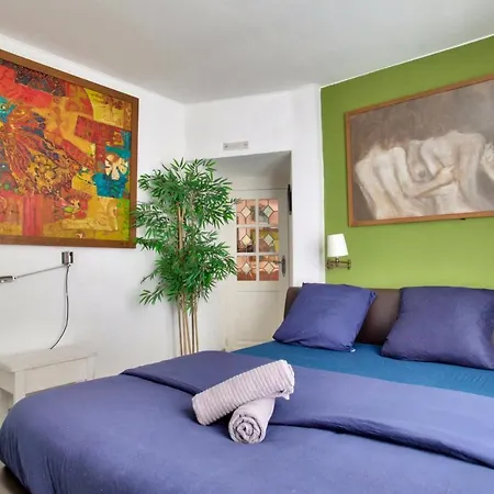 Luxurious 2 Bedrooms Saint Michel Notre Dame Augustins Free Netflix Paris