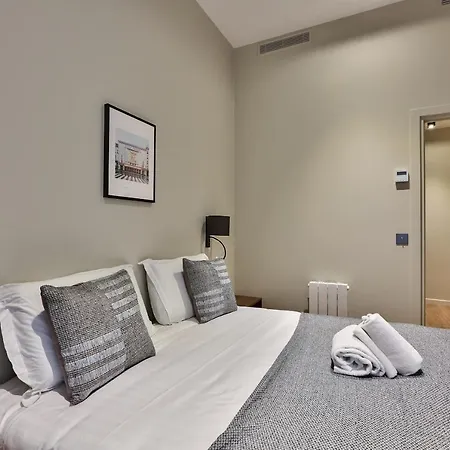 140 - Urban Duplex Near Saint-germain Des Pres Apartment *