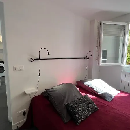Cite Pilleux - Cozy In A Private Lane *
