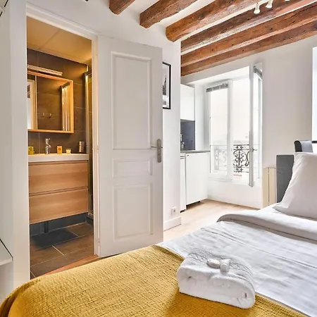 Cosy And New In The Heart Of * Paris