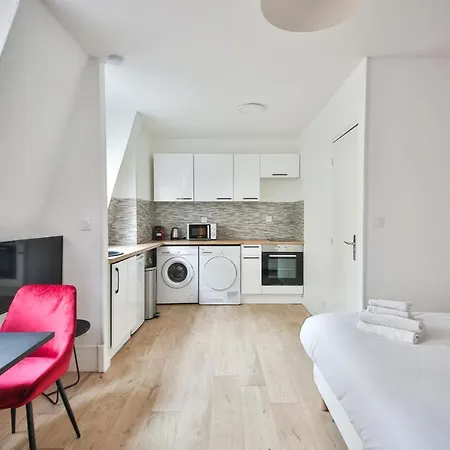 42#studio 2pers#sevres-lecourbe#necker Apartment