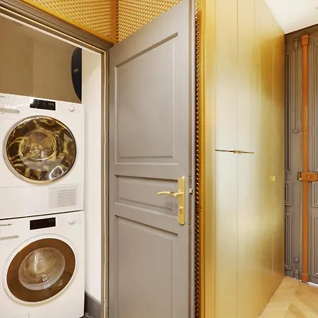 Pick A Flat's In Champs Elysees - Rue Du Colisee باريس
