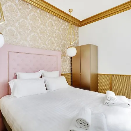 Pick A Flat's In Champs Elysees - Rue Du Colisee باريس