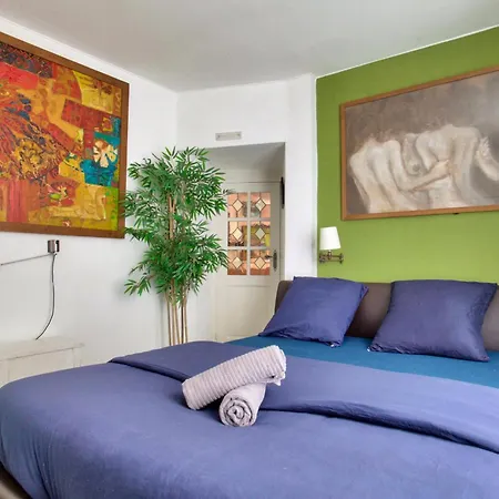 Luxurious 2 Bedrooms Saint Michel Notre Dame Augustins Free Netflix Apartment *