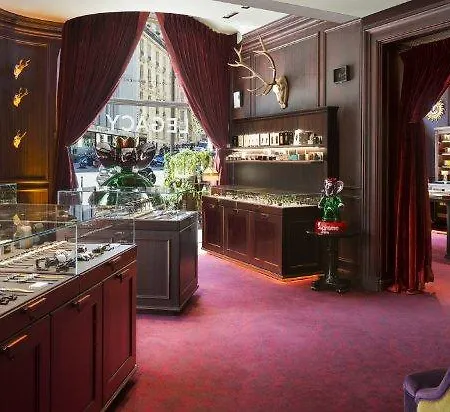 Barrière Fouquet's 5*
