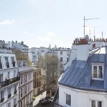 Sweet Dautancourt Batignolles Apartment