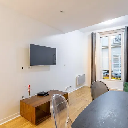 Apartment La A Chatelet Paris