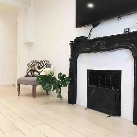 In The Heart Of The Marais With Air Conditioning Apartment *