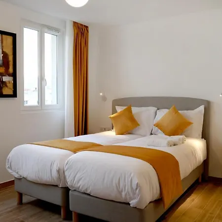 Les Rebelles Hotel Parigi
